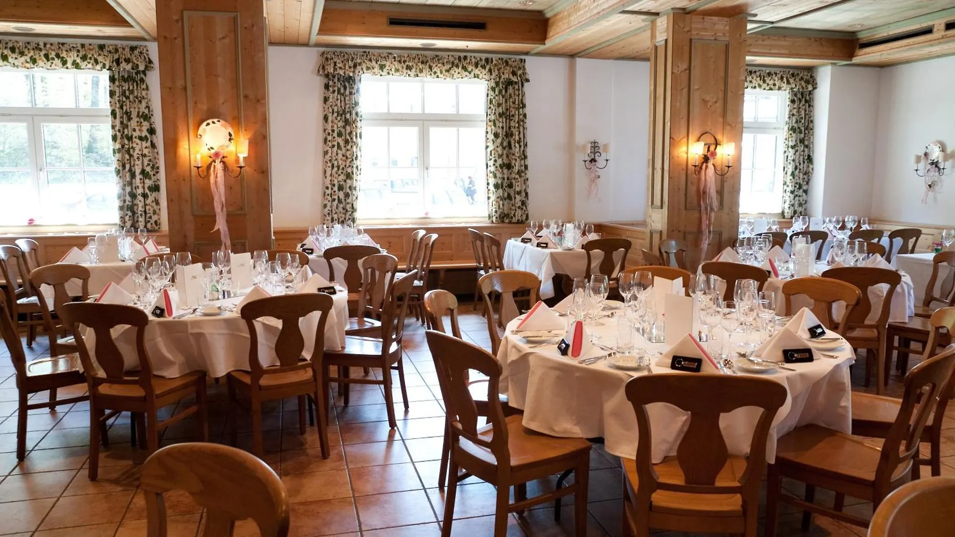 ***  Hotel Gasthof Der Jagerwirt Bergheim Austria