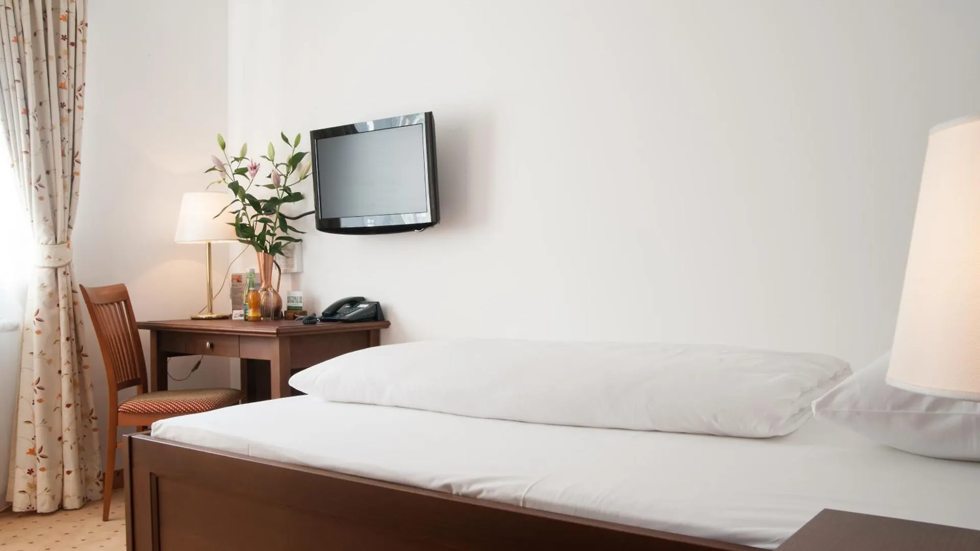 Hotel Gasthof Der Jagerwirt Bergheim Austria
